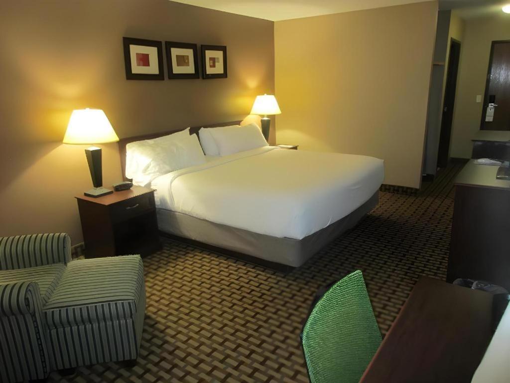 Holiday Inn Express O'Neill By Ihg Exterior foto